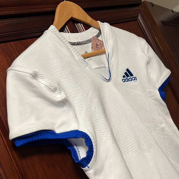 Brand New Adidas Football Team Activewear White & Blue Jersey Shirt! - Picture 5 of 10